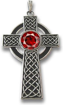 Серебряный кулон с кельтским крестом и пироповым гранатом
