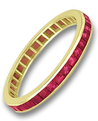 Кольцо Eternity с рубином и желтым золотом огранки принцессы