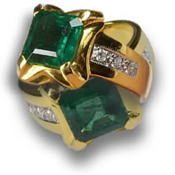 Изумрудные кольца с бриллиантами