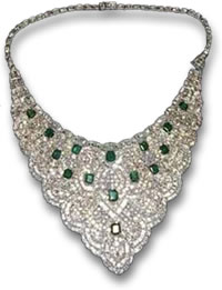 Бриллиантово-изумрудное ожерелье Имельды Маркос