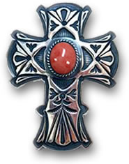 Штампованный серебряный и коралловый кулон в виде креста