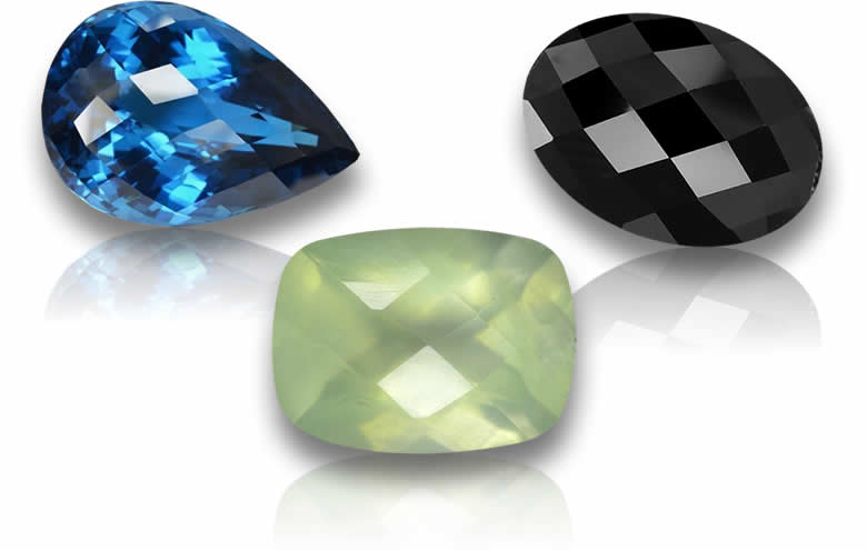 Драгоценные камни шахматной огранки для ювелирных изделий.