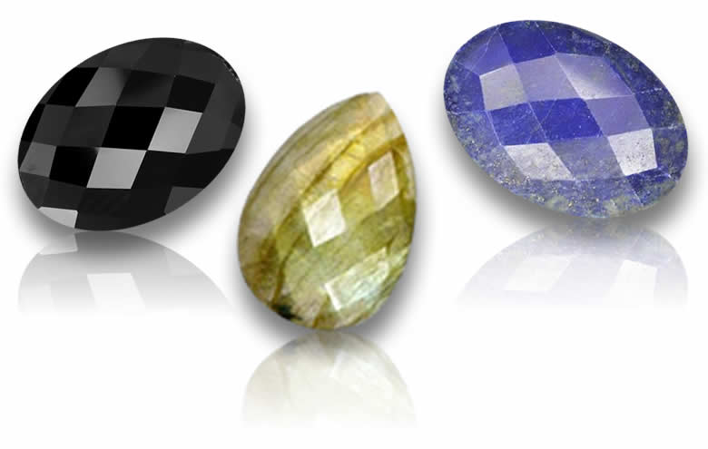 Драгоценные камни огранки «роза» в винтажном стиле.