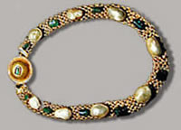Изумрудно-жемчужное ожерелье из руин Помпеи