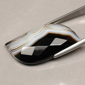 27.84 карата, натуральный Многоцветный Агат, Необычная форма, Непрозрачный