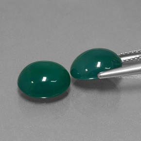 6.36 карата, натуральный Прохладный зеленый Агат, Огранка Овал, Полупрозрачный