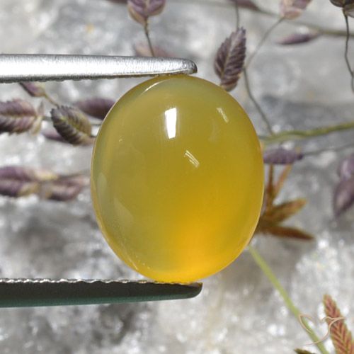 3.05ct Натуральный Темно-желтый Агат, Овал, Полупрозрачный
