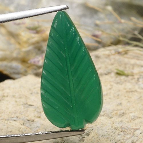5.06ct Натуральный Средний зеленый Агат, причудливая, Полупрозрачный