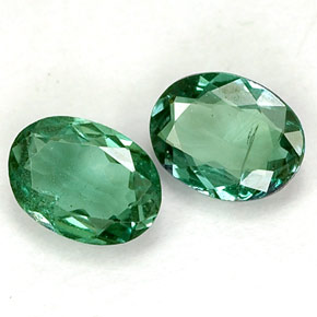  карата, натуральный Зеленый/Красный Александрит, Огранка Овал, Чистота VS