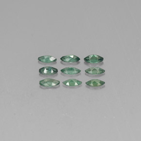 Натуральный меняющий цвет александрит  карата маркиз, чистота VS