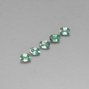  карата, натуральный Зеленый/Красный Александрит, Огранка Овал, VVS-VS