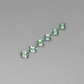  карата, натуральный Зеленый/Красный Александрит, Огранка Овал, Чистота VS