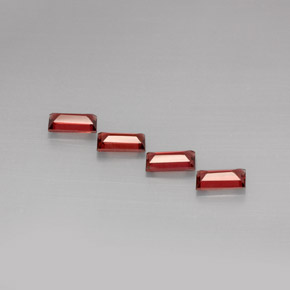 Натуральный Красный Гранат Альмандин  карата Огранка Багет, VVS-VS