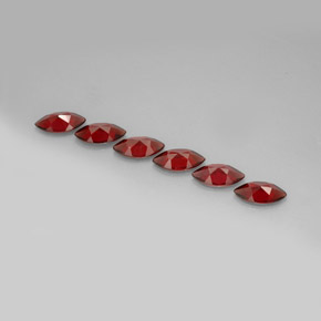  карата, натуральный Красный Гранат Альмандин, Маркиза, VVS-VS