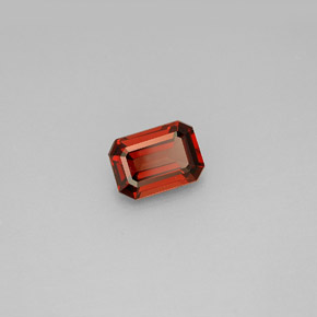 Натуральный красный альмандиновый гранат 1,05 карата изумрудная огранка, чистота VS