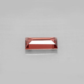 0.84 карата, натуральный Оранжево-Красный Гранат Альмандин, Огранка Багет, VVS-VS