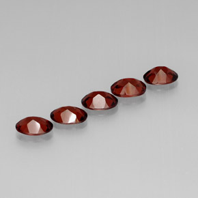  карата, натуральный Темно-красный Гранат Альмандин, Огранка Овал, VVS-VS