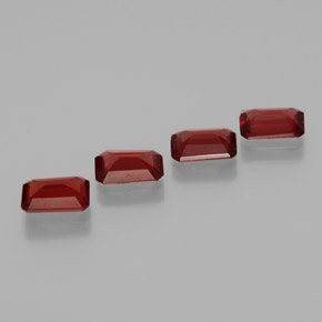  карата, натуральный Темно-красный Гранат Альмандин, Изумрудная огранка, VVS-VS