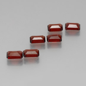  карата, натуральный Красный Гранат Альмандин, Изумрудная огранка, Чистота VS