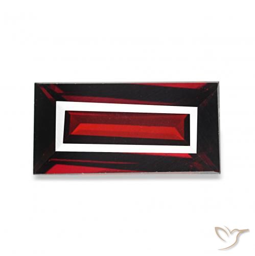 1.65ct Темно-красный Гранат Альмандин, Огранка Багет, Чистота VVS