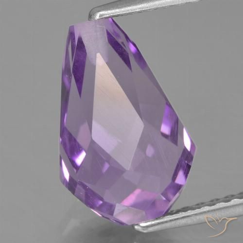 3.69ct Натуральный Средний фиолетовый Аметист, Бриолет, Чистота VS