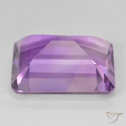 21.90 карата, натуральный Medium Light Purplish-Violet Аметист, Октагон / Изумрудная Огранка, Чистота VVS