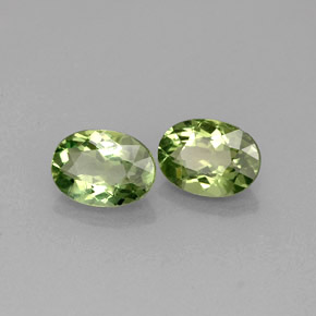  карата, натуральный Зеленый Апатиты, Огранка Овал, Чистота VS