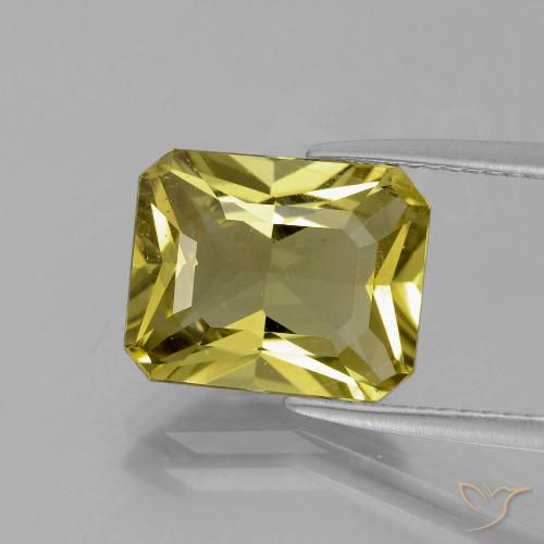 4.08ct Натуральный Золотисто-коричневый Апатиты, Изумрудная огранка, Чистота VS
