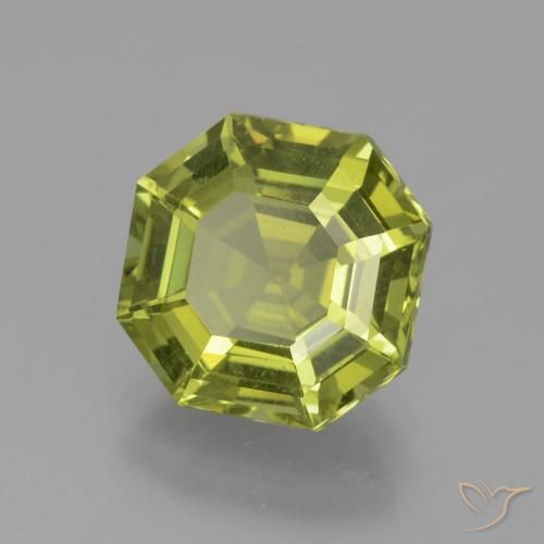 5.01 карата, натуральный Medium Light Green Апатиты, Октагон / Изумрудная Огранка, Чистота VS