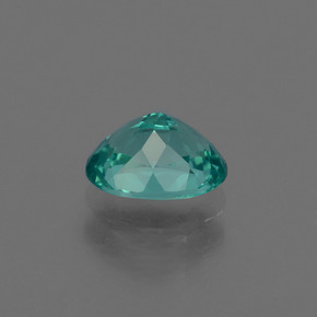 Натуральный зелёный апатит 0,97 карата огранка овал, VVS-VS