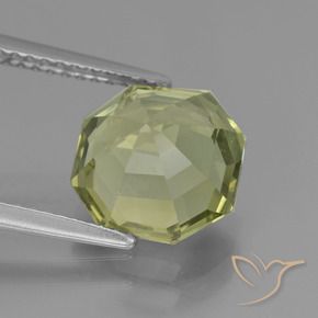 3.68 карата, натуральный Средний зеленый Апатиты, Октагон / Изумрудная Огранка, Чистота VS