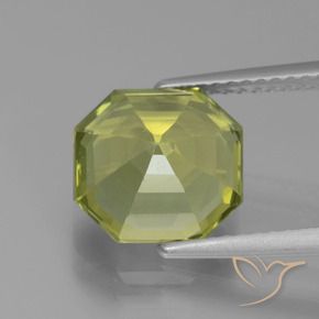3.95 карата, натуральный Medium Light Green Апатиты, Октагон / Изумрудная Огранка, VVS-VS