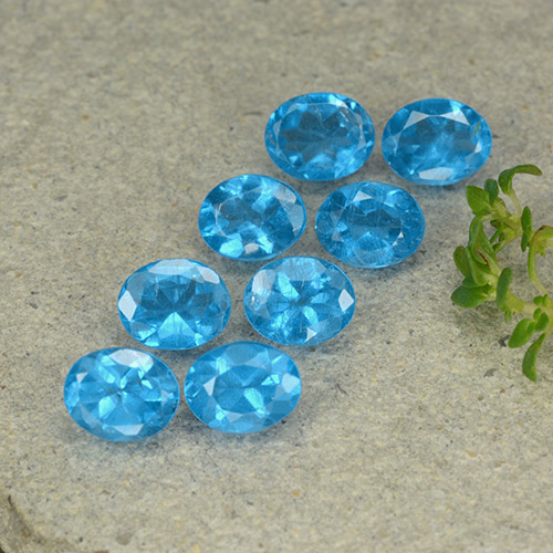 2.68 карата, натуральный Синий / Голубой Апатиты, Огранка Овал, Чистота VS