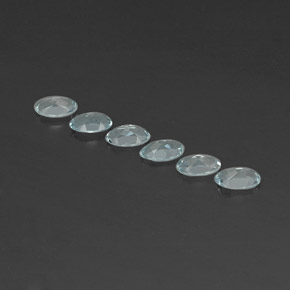  карата, натуральный Светло-синий Аквамарин, Огранка Овал, Чистота VVS