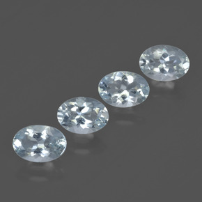 2.56 карата, натуральный Светло-голубой Аквамарин, Огранка Овал, VVS-VS