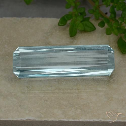 23.57ct Натуральный Светло-голубой Аквамарин, Изумрудная огранка, Чистота VVS
