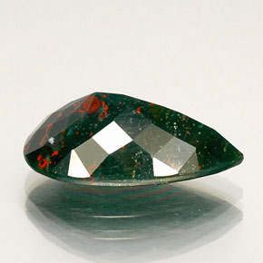 9.31 карата, натуральный Пятнисто-зеленый Кровавый Камень/Гелиотроп, Форма груши, Непрозрачный