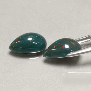  карата, натуральный Пятнисто-зеленый Кровавый Камень/Гелиотроп, Форма груши, Непрозрачный