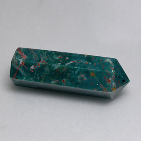 17.46 карата, натуральный Пятнисто-зеленый Кровавый Камень/Гелиотроп, причудливая, Непрозрачный