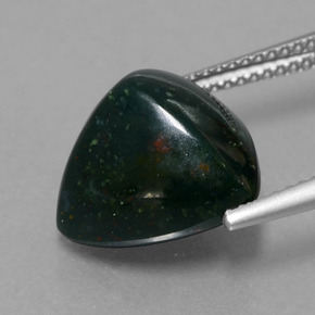 7.14 карата, натуральный Пятнисто-зеленый Кровавый Камень/Гелиотроп, Триллион, Непрозрачный