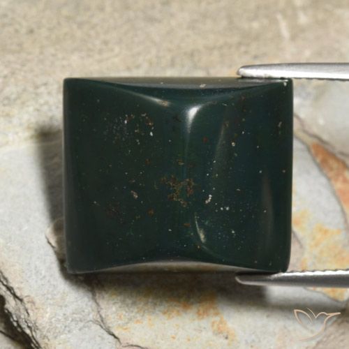 19.16ct Натуральный Темно-зеленый Кровавый Камень/Гелиотроп, Огранка Багет, Непрозрачный