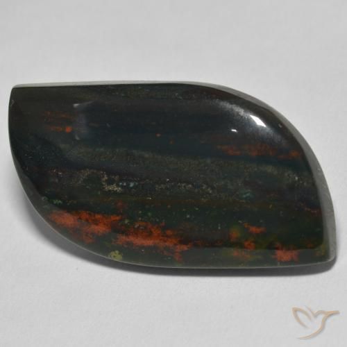 26.95ct Натуральный Зеленый и красный Кровавый Камень/Гелиотроп, причудливая, Непрозрачный