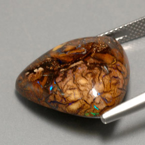 17.44 карата, натуральный Многоцветный Валунный опал, Триллион, Непрозрачный