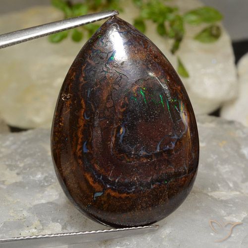 31.20ct Натуральный Многоцветный Валунный опал, Форма груши, Непрозрачный