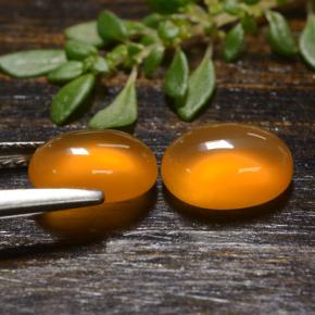 2.65 карата, натуральный Оранжевый Сердолик, Огранка Овал, Полупрозрачный