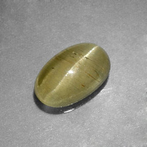 Натуральный зелёный cat's eye apatite 0,96 карата прозрачный, полупрозрачный