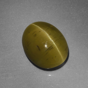 5.25 карата, натуральный Золотисто-зеленый Апатит Кошачий Глаз, Огранка Овал, Полупрозрачный