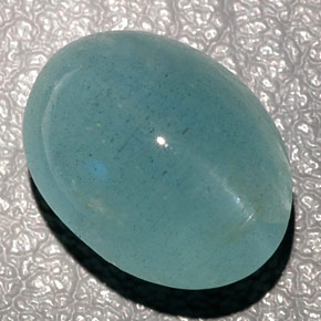 Натуральный зелёный cat's eye aquamarine 11,04 карата прозрачный, полупрозрачный