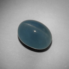 Натуральный зелёный cat's eye aquamarine 11,25 карата огранка овал, полупрозрачный