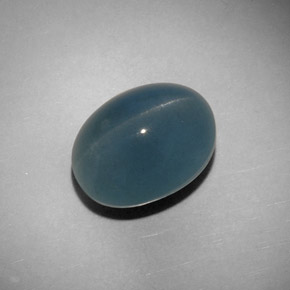 Натуральный зелёный cat's eye aquamarine 11,25 карата огранка овал, полупрозрачный